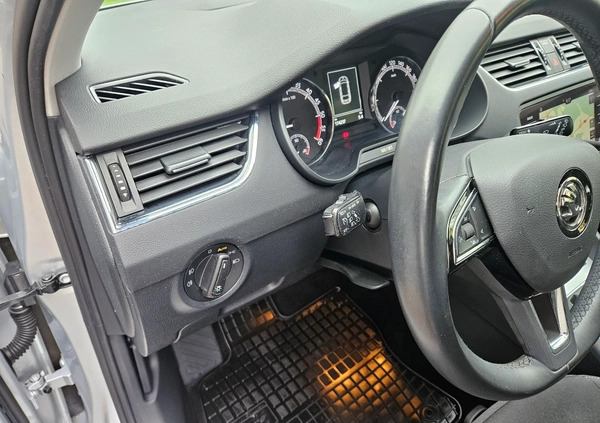 Skoda Octavia cena 49900 przebieg: 174000, rok produkcji 2018 z Gorlice małe 301